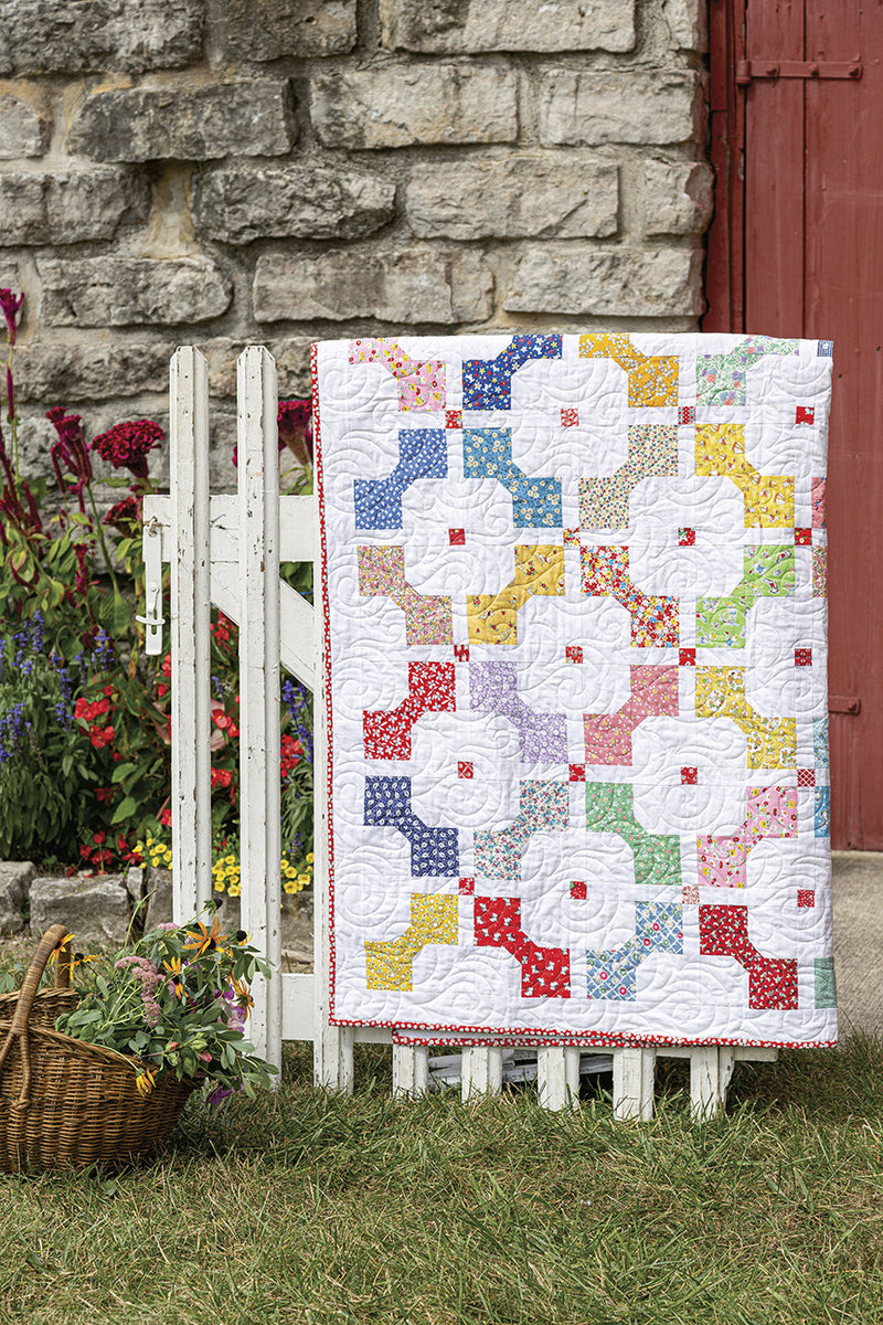 Annie's Quilting Scrap-Happy Quilt Pattern Book