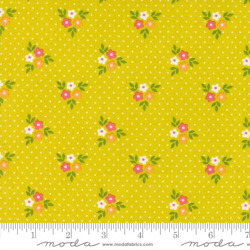 Moda Strawberry Lemonade Lemonade Bouquet Dots Fabric