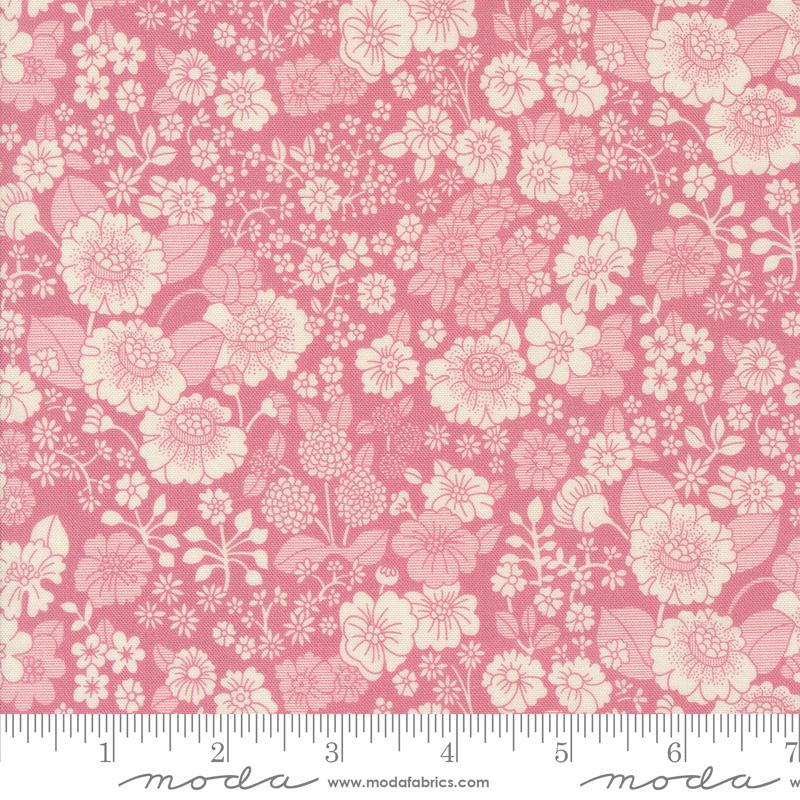 Moda Chelsea Garden Rose Piccadilly Florals Fabric