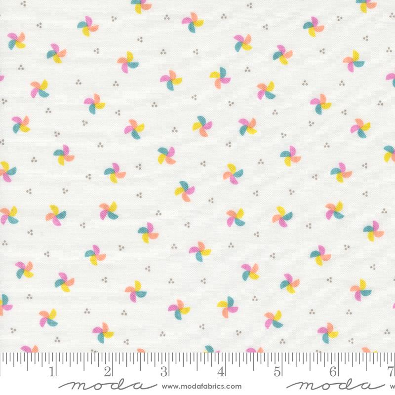 Moda Laguna Sunrise Pinwheels Off White Fabric