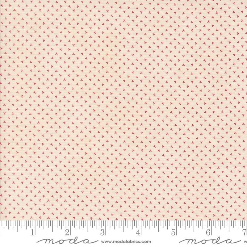 Moda Pumpkin Spice Gatherings Ditsy Blender Cream Apple Fabric