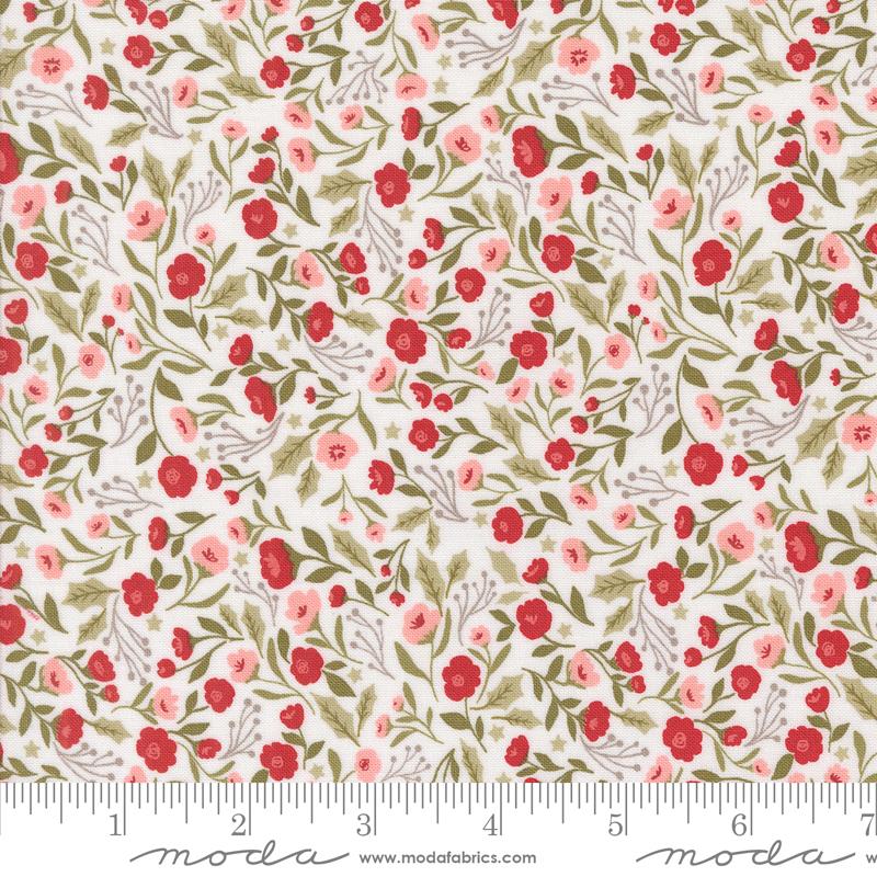 Moda Berry And Pine Christmas Posies Snow Fabric