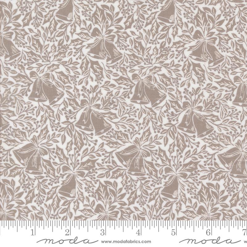 Moda Berry And Pine Christmas Bell Song Blender Snow Fabric