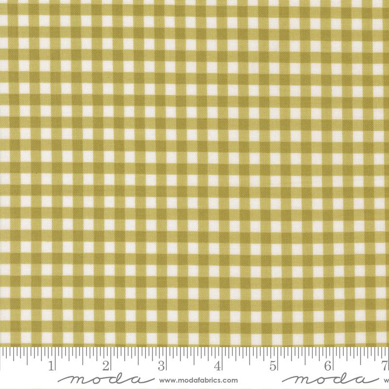 Moda Lucky Gingham Grass Fabric