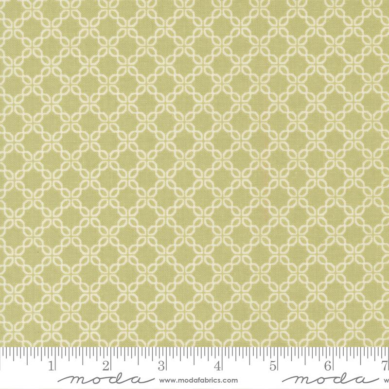 Moda Sunbonnet Lattice Blender Pear Fabric