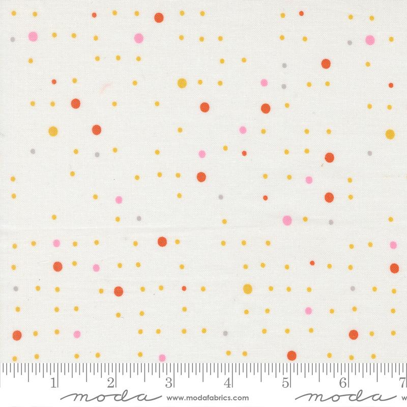 Moda Balisong Dapple Dots Coconut Fabric