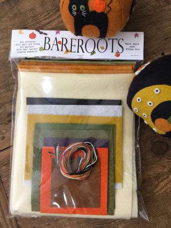 Bareroots Eek! Spooks Stuffed Pumpkins Kit ONLINE PURCHASE ONLY