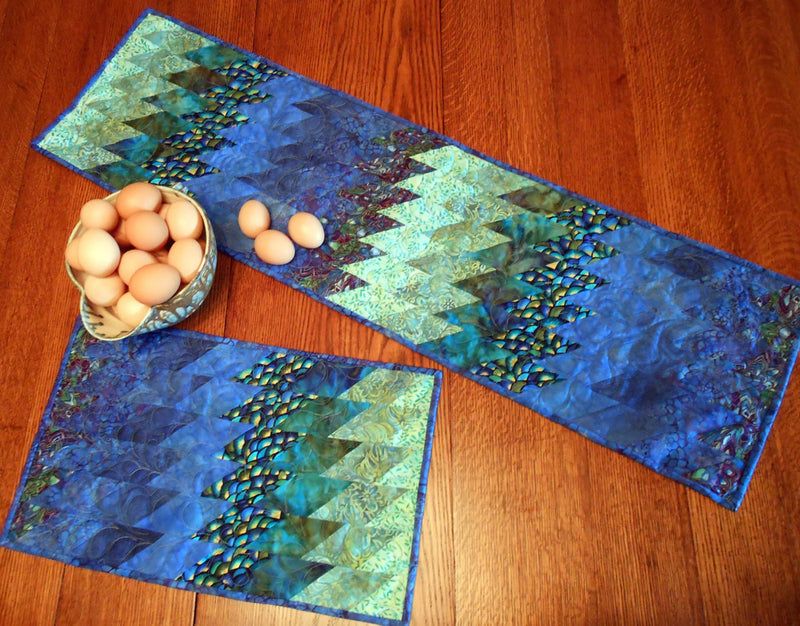 Cut Loose Press Bargello Breeze Table Runner And Placemat Pattern