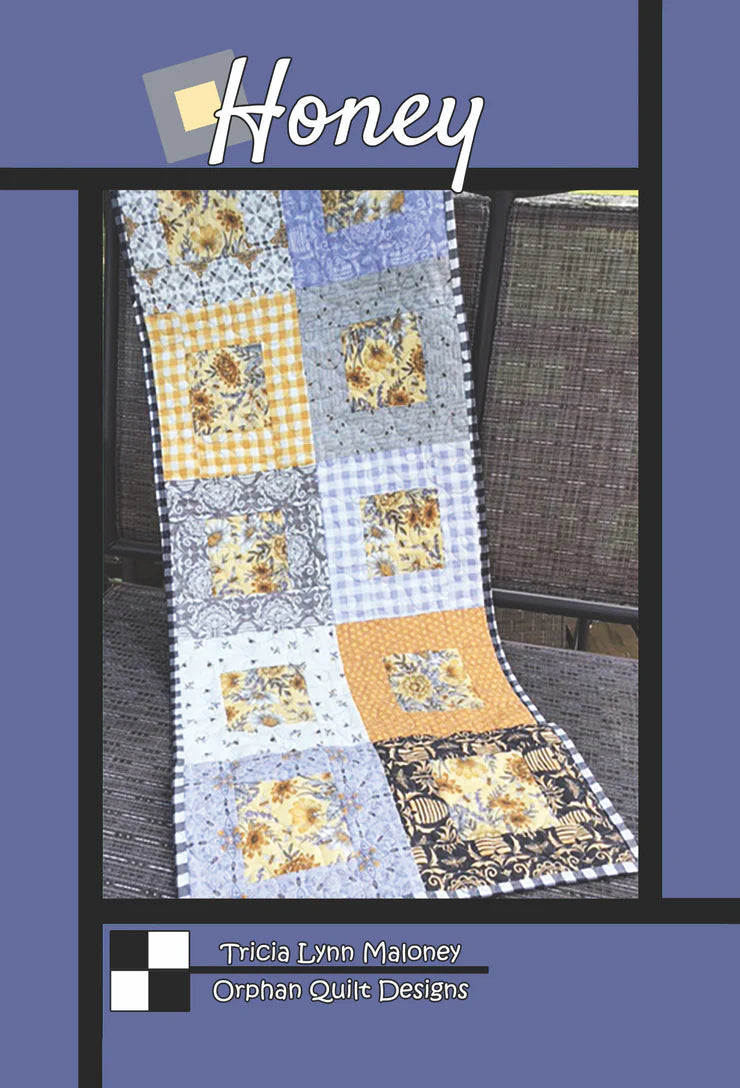 Villa Rosa Honey Table Runner Pattern