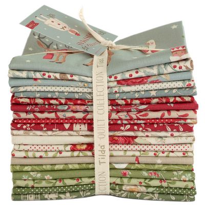 Tilda Merry Little Christmas 20 Piece Fat Quarter Bundle