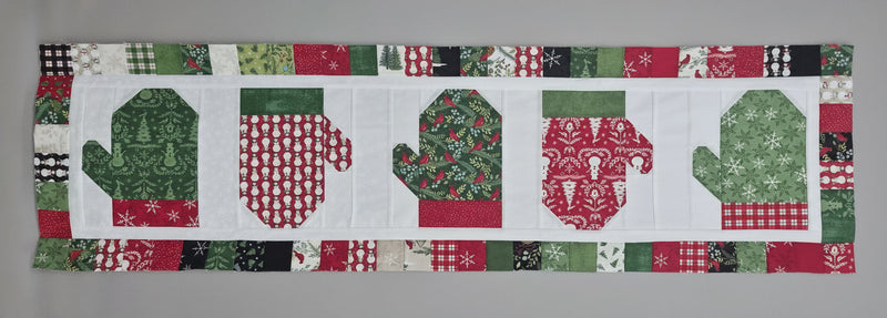 Color Mittens Table Runner Kit
