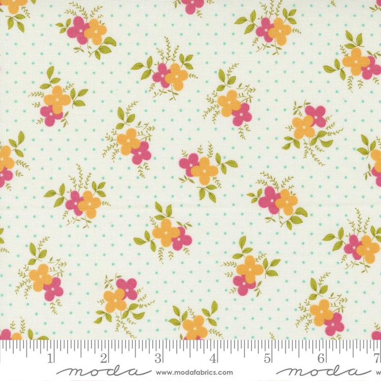 Moda Flower Power Blooming Easy Breezy Cloud Fabric